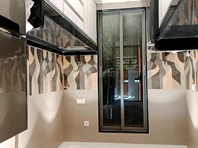 2 BHK Apartment in Kalyan West for resale Kalyan. The reference number is 18632164