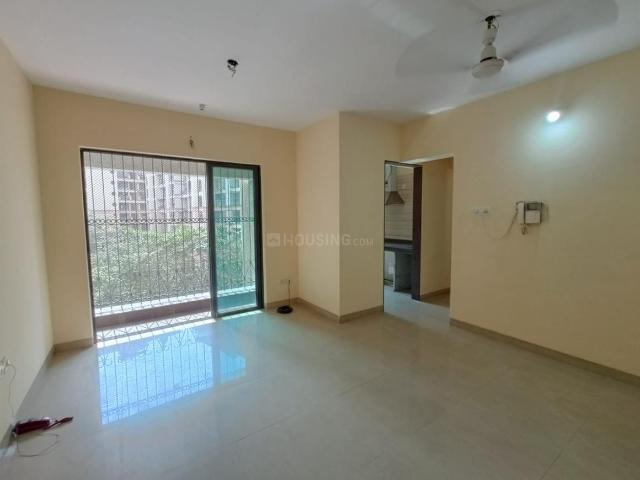2 BHK Apartment in Kalyan West for resale Kalyan. The reference number is 19863778