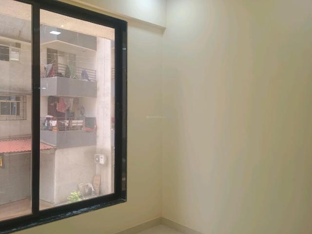 2 BHK Apartment in Kalyan West for resale Kalyan. The reference number is 19867143
