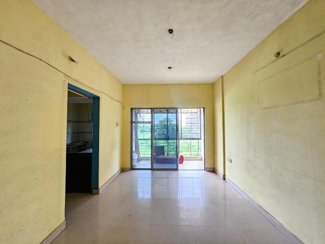 2 BHK Apartment in Kalyan West for resale Kalyan. The reference number is 19173994