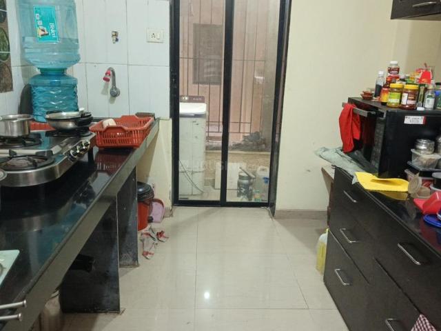 2 BHK Apartment in Kalyan West for resale Kalyan. The reference number is 19370146