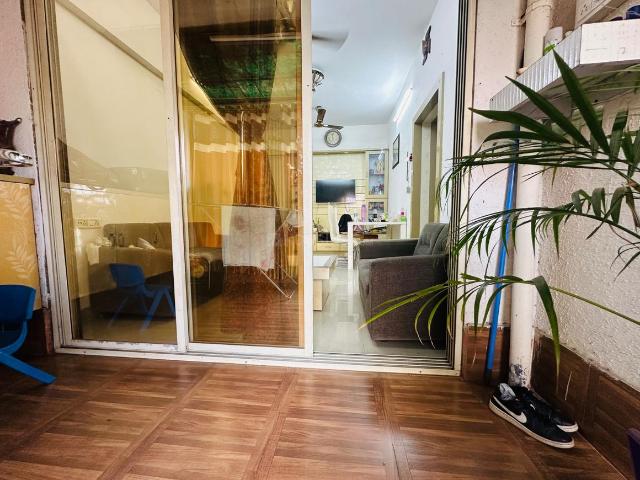 2 BHK Apartment in Kalyan West for resale Kalyan. The reference number is 20540597