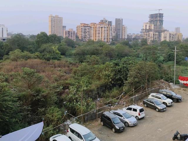 2 BHK Apartment in Kalyan West for resale Kalyan. The reference number is 20099656