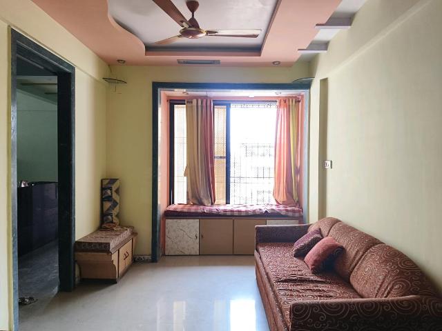 2 BHK Apartment in Kalyan West for resale Kalyan. The reference number is 20280125