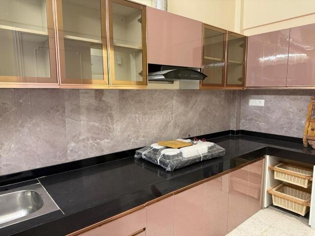 2 BHK Apartment in Kalyani Nagar for rent Pune. The reference number is 19412363