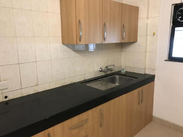 2 BHK Apartment in Kalyani Nagar for rent Pune. The reference number is 20034729