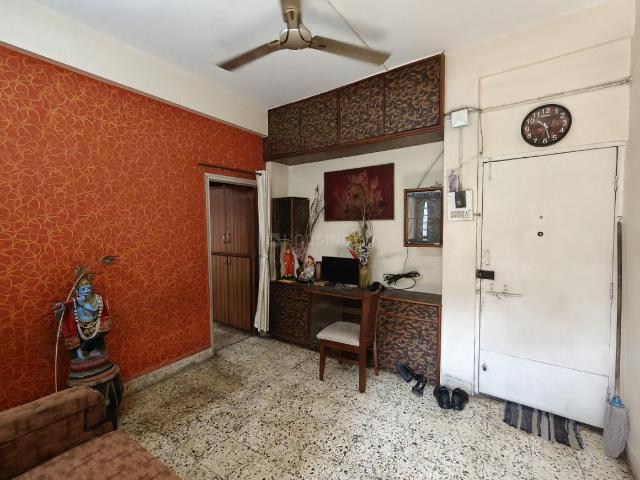 2 BHK Apartment in Kalyani Nagar for rent Pune. The reference number is 20589743