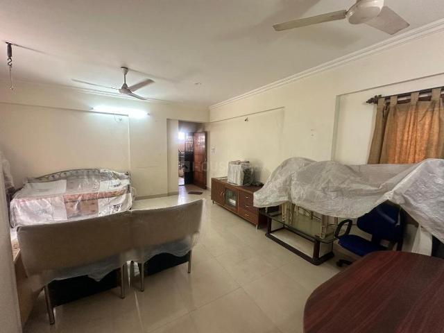2 BHK Apartment in Kalyani Nagar for rent Pune. The reference number is 20617578
