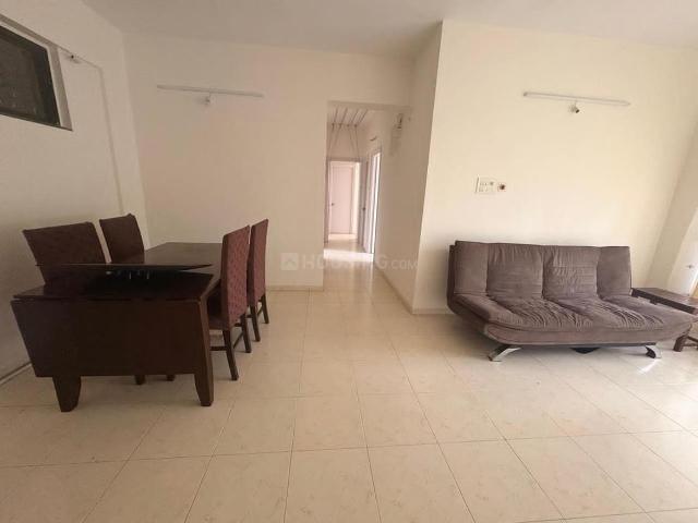 2 BHK Apartment in Kalyani Nagar for rent Pune. The reference number is 20833422
