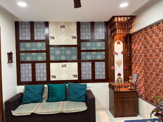 2 BHK Apartment in Kalyani Nagar for rent Pune. The reference number is 20857132
