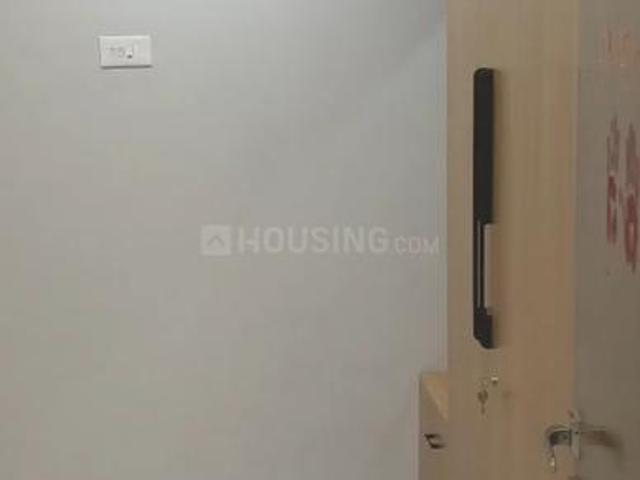2 BHK Apartment in Kalyani Nagar for rent Pune. The reference number is 20861464