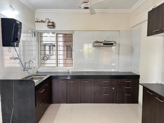 2 BHK Apartment in Kalyani Nagar for rent Pune. The reference number is 20927403