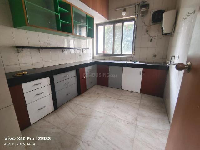 2 BHK Apartment in Kalyani Nagar for rent Pune. The reference number is 21033975