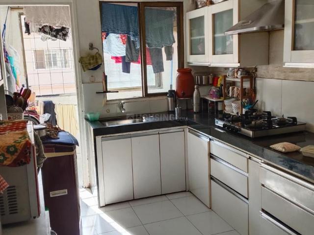 2 BHK Apartment in Kalyani Nagar for rent Pune. The reference number is 21118972