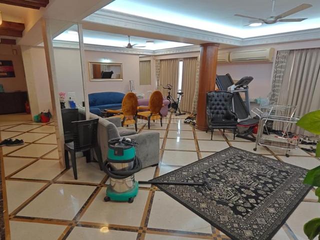 2 BHK Apartment in Kamathipura for rent Mumbai. The reference number is 20872932