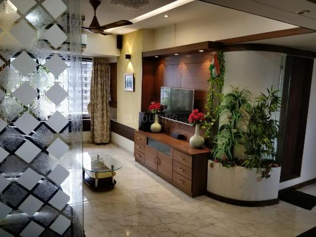 2 BHK Apartment in Kamathipura for resale Mumbai. The reference number is 14572309
