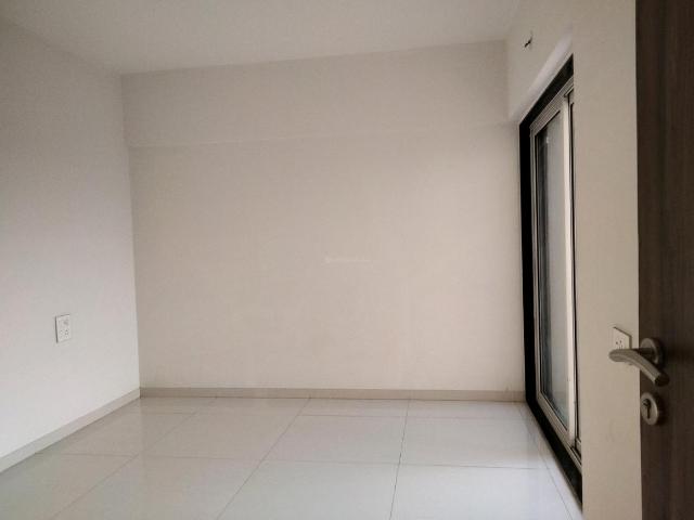 2 BHK Apartment in Kamothe for resale Navi Mumbai. The reference number is 16400779