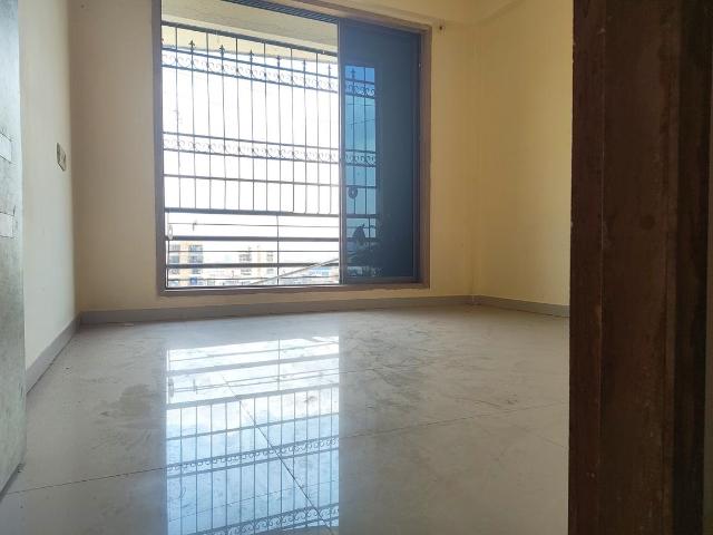 2 BHK Apartment in Kamothe for resale Navi Mumbai. The reference number is 20327988
