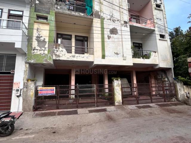2 BHK Apartment in Kamla Nagar for rent Agra. The reference number is 18142668