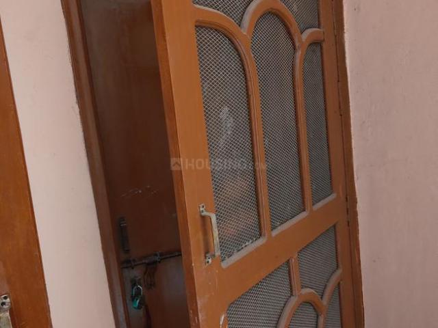 2 BHK Apartment in Kamta for rent Lucknow. The reference number is 18851278