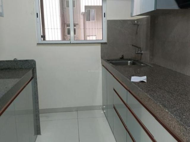 2 BHK Apartment in Kandivali East for rent Mumbai. The reference number is 16709128