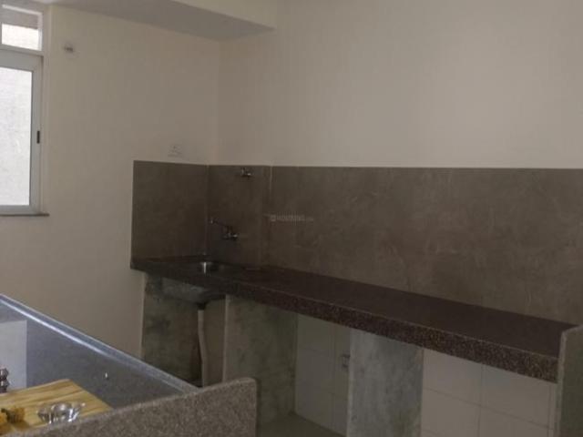 2 BHK Apartment in Kandivali East for rent Mumbai. The reference number is 17002034