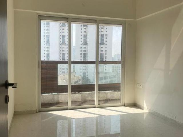 2 BHK Apartment in Kandivali East for rent Mumbai. The reference number is 17873970