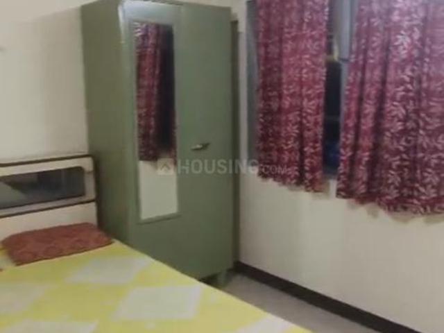2 BHK Apartment in Kandivali East for rent Mumbai. The reference number is 18143178
