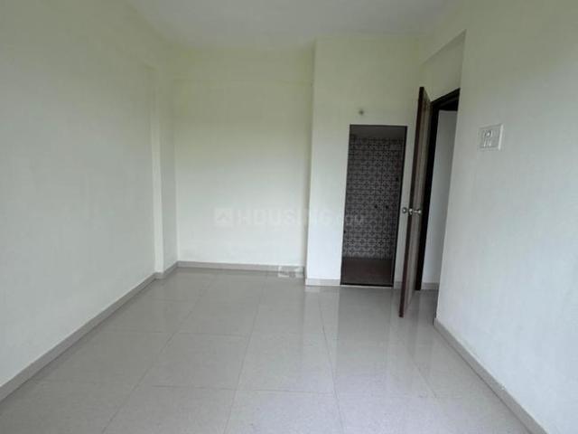 2 BHK Apartment in Kandivali East for rent Mumbai. The reference number is 18235944