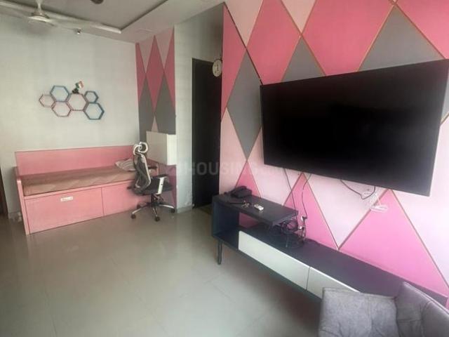 2 BHK Apartment in Kandivali East for rent Mumbai. The reference number is 19026568