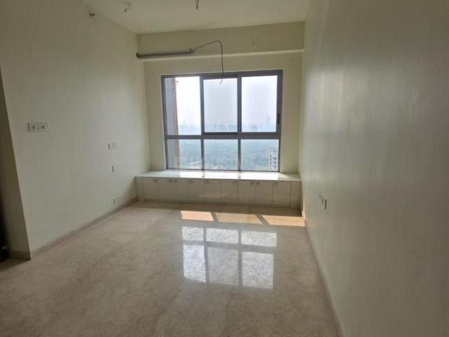 2 BHK Apartment in Kandivali East for rent Mumbai. The reference number is 19196707