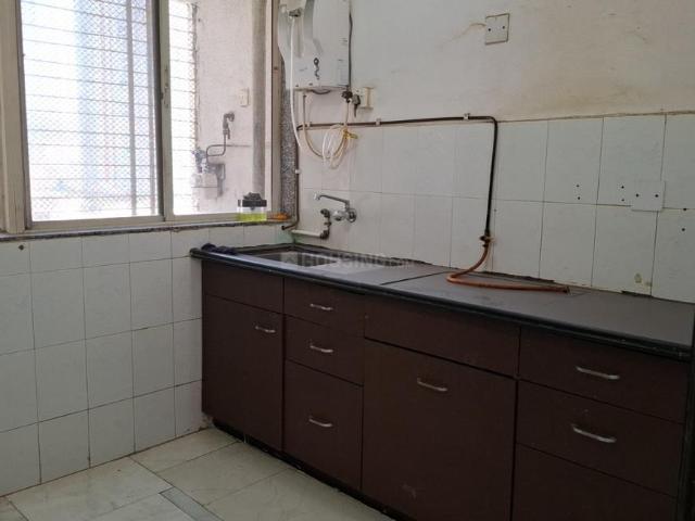 2 BHK Apartment in Kandivali East for rent Mumbai. The reference number is 19239777