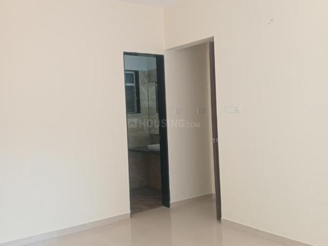 2 BHK Apartment in Kandivali East for rent Mumbai. The reference number is 19285954