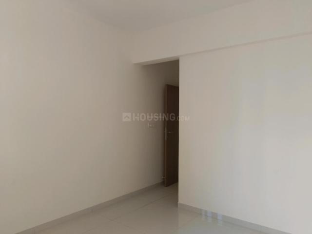 2 BHK Apartment in Kandivali East for rent Mumbai. The reference number is 19690524