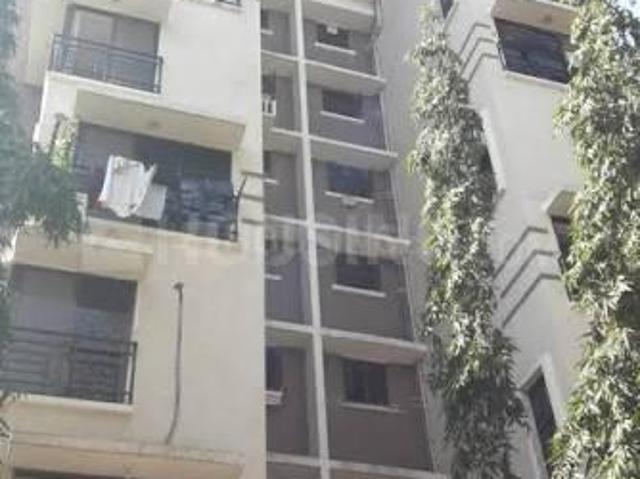 2 BHK Apartment in Kandivali East for rent Mumbai. The reference number is 19837831