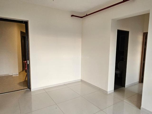 2 BHK Apartment in Kandivali East for rent Mumbai. The reference number is 20021681