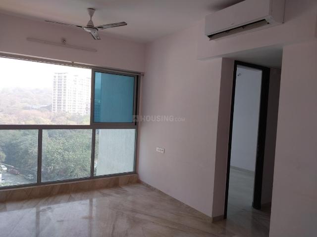 2 BHK Apartment in Kandivali East for rent Mumbai. The reference number is 20115819
