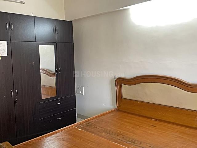 2 BHK Apartment in Kandivali East for rent Mumbai. The reference number is 20111932