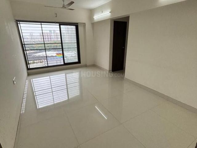 2 BHK Apartment in Kandivali East for rent Mumbai. The reference number is 20177233