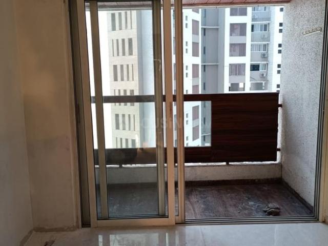 2 BHK Apartment in Kandivali East for rent Mumbai. The reference number is 20230559