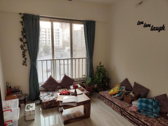 2 BHK Apartment in Kandivali East for rent Mumbai. The reference number is 20279234