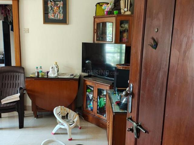 2 BHK Apartment in Kandivali East for rent Mumbai. The reference number is 20271778