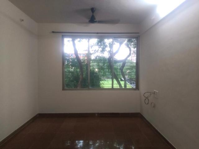 2 BHK Apartment in Kandivali East for rent Mumbai. The reference number is 20288869