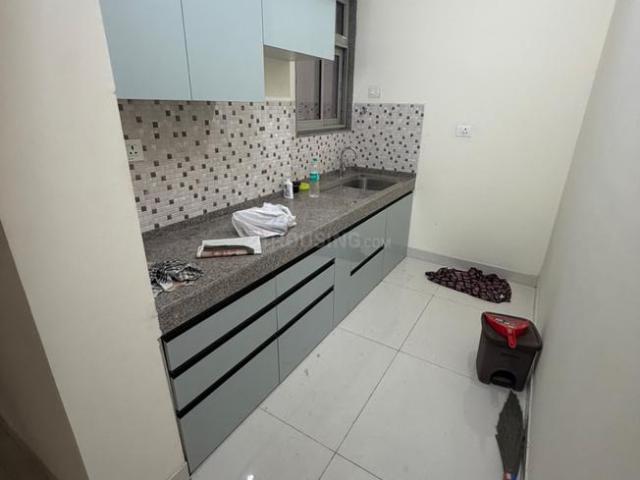 2 BHK Apartment in Kandivali East for rent Mumbai. The reference number is 20297326
