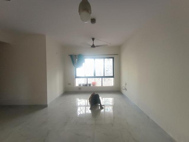 2 BHK Apartment in Kandivali East for rent Mumbai. The reference number is 20340331