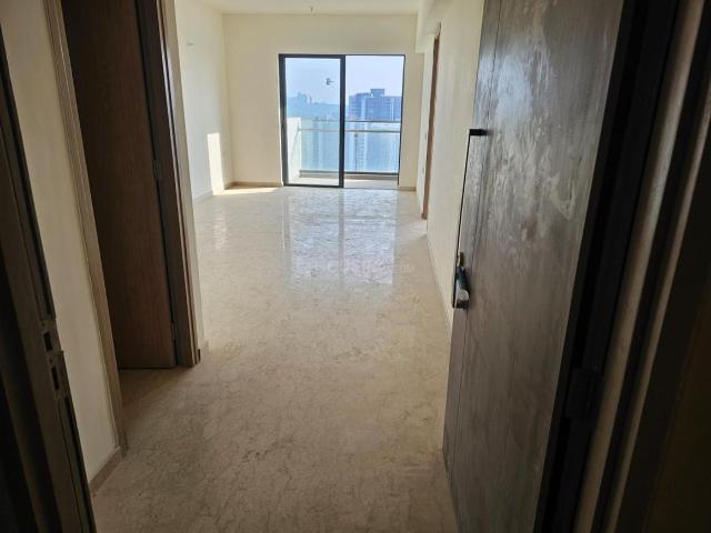 2 BHK Apartment in Kandivali East for rent Mumbai. The reference number is 20385981