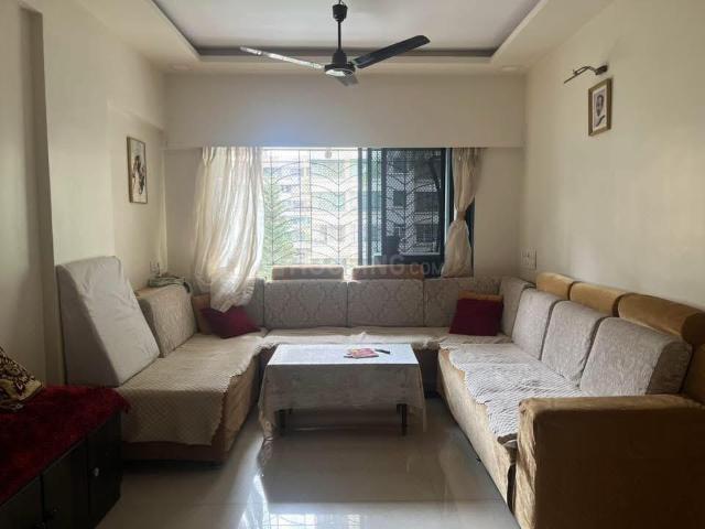 2 BHK Apartment in Kandivali East for rent Mumbai. The reference number is 20380036