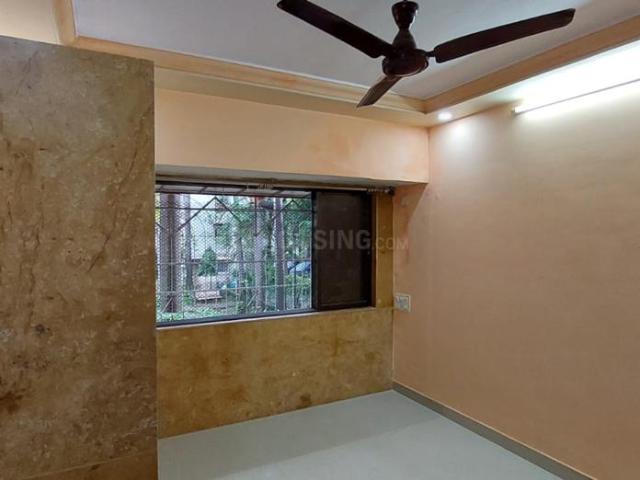 2 BHK Apartment in Kandivali East for rent Mumbai. The reference number is 20380159
