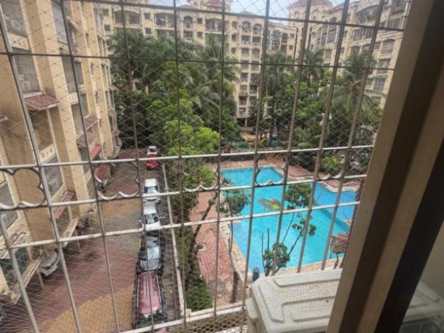 2 BHK Apartment in Kandivali East for rent Mumbai. The reference number is 20578521