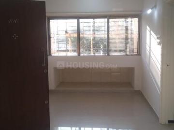 2 BHK Apartment in Kandivali East for rent Mumbai. The reference number is 20571398